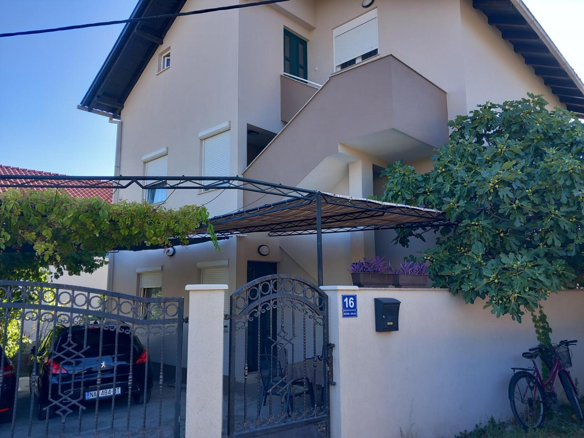 Apartment Ivan *